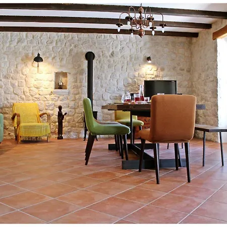 Kate ヴィラ Vrsine